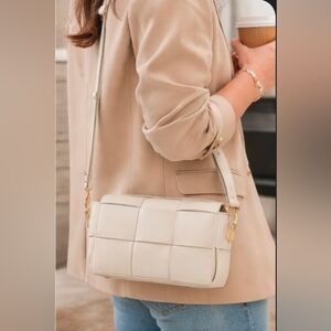 Bottega Style Woven Crossbody Bag Ivory Cream Small Minimalist